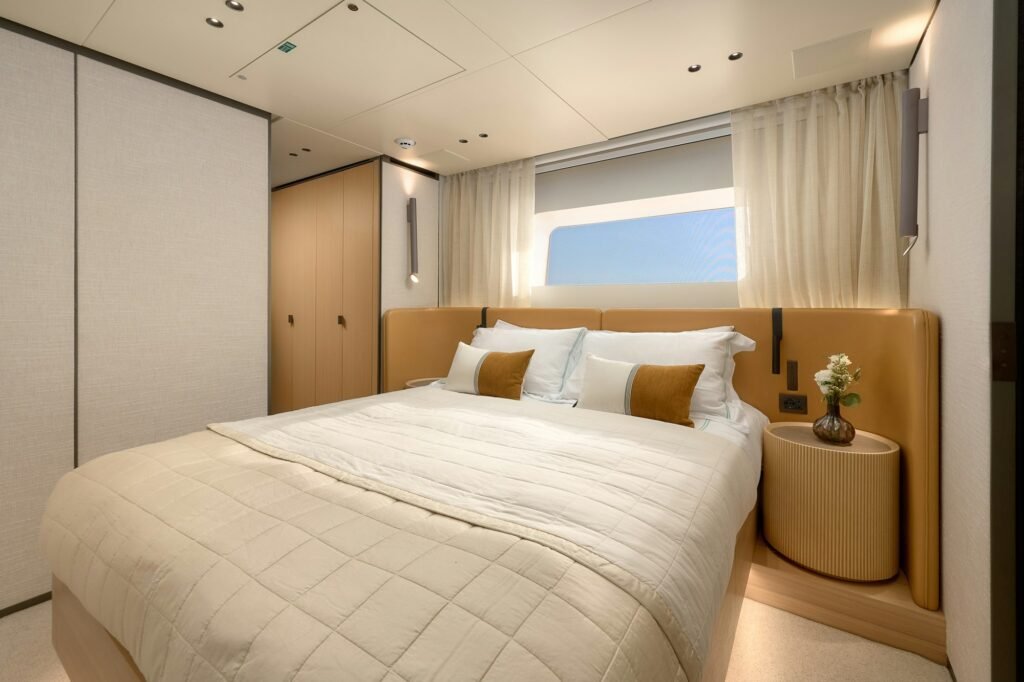 AZZURRI double guest cabin