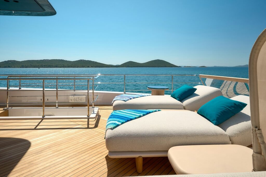 AZZURRI sundeck loungers