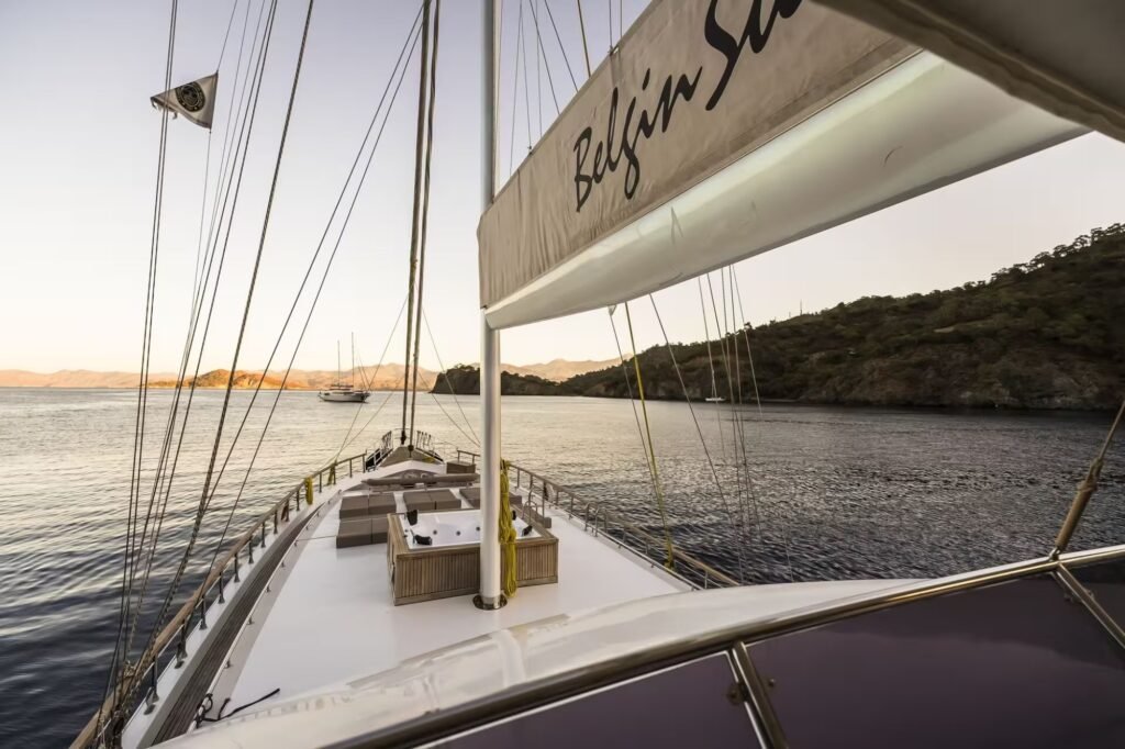 BELGIN SULTAN at sunset