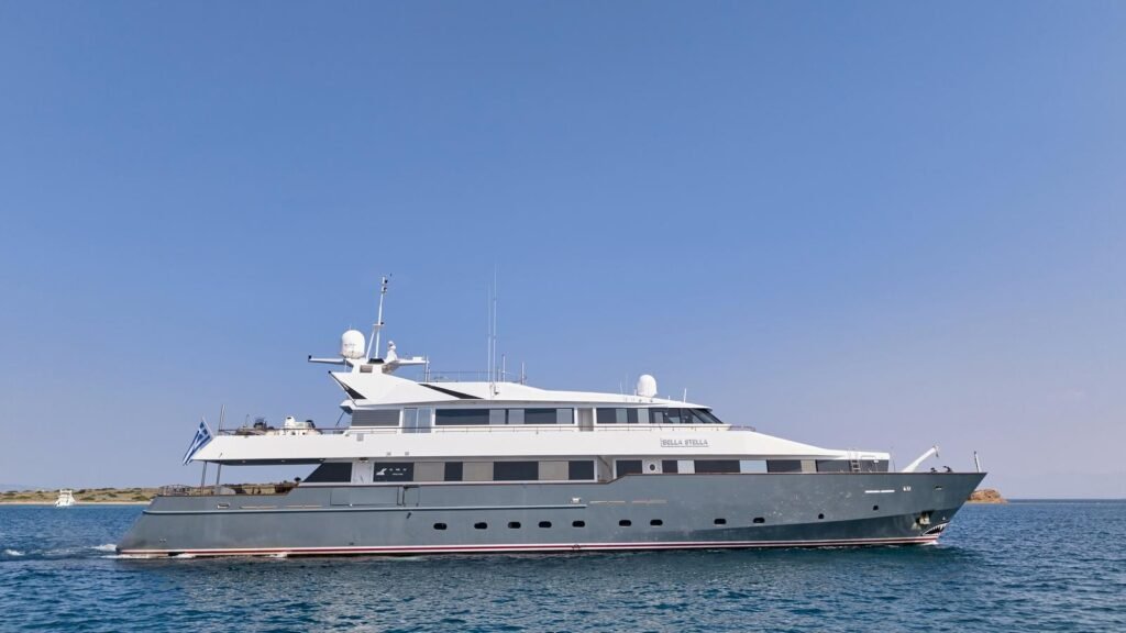Bella Stella for Charter