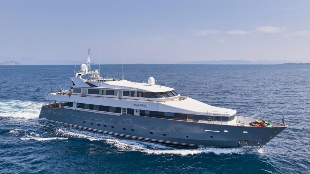 Bella Stella for Charter