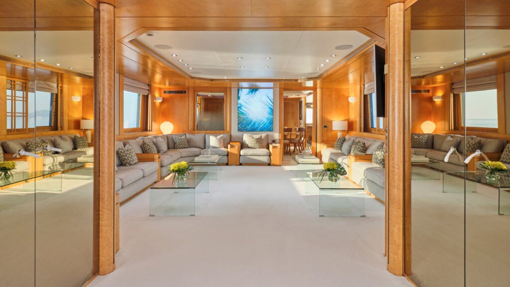 Bella Stella for Charter