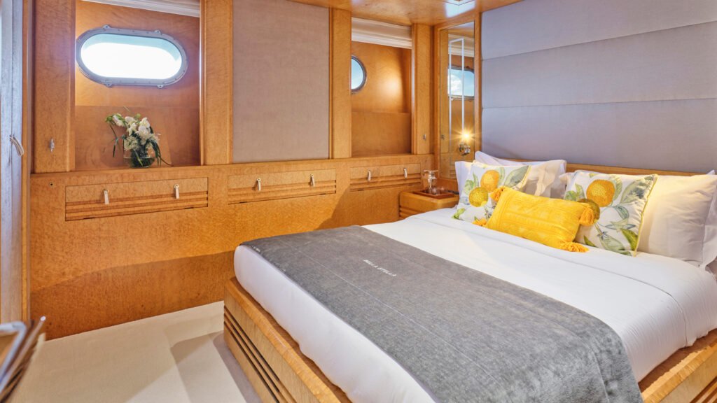 Bella Stella for Charter