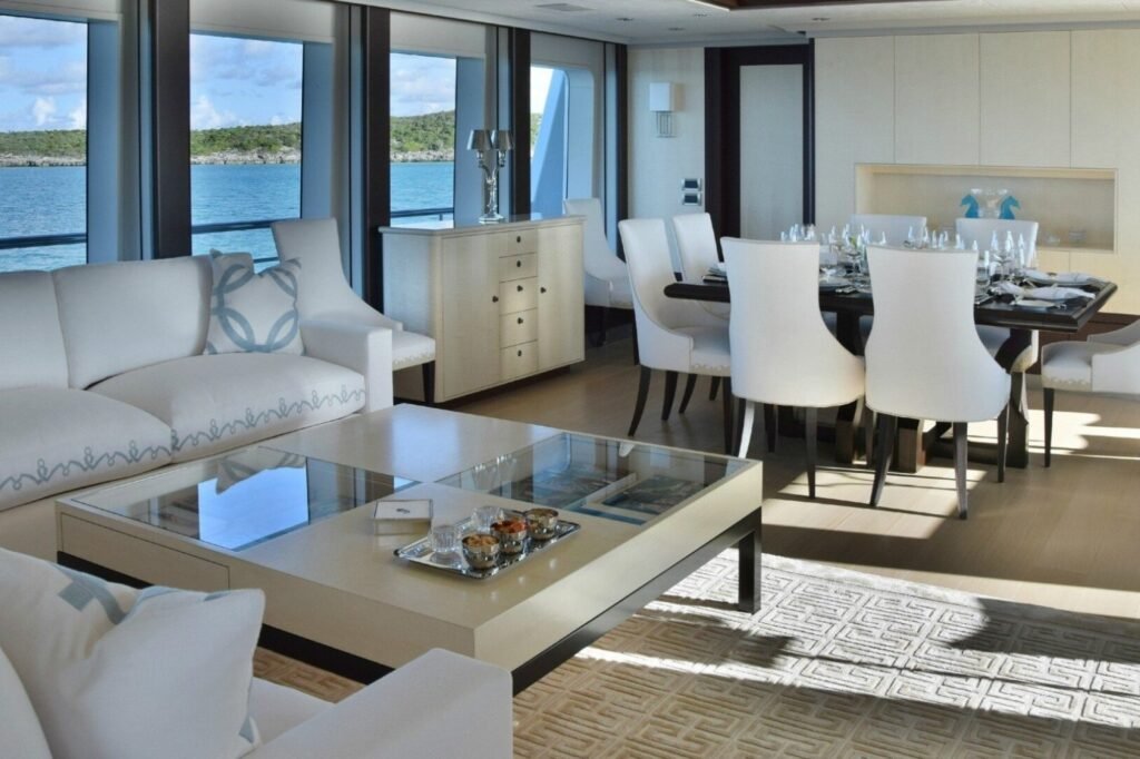 BELLA sky lounge