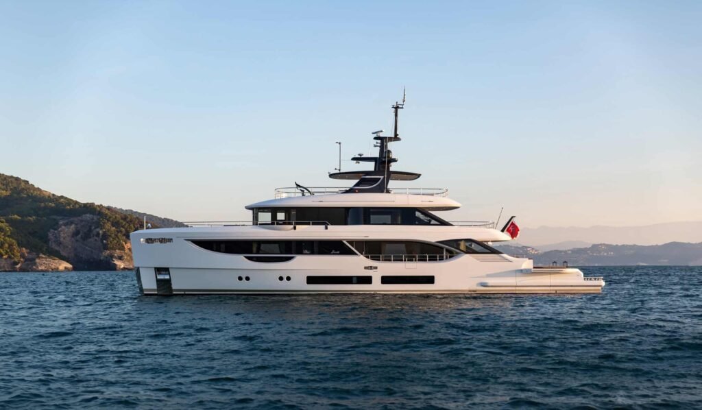 Benetti Oasis 34M yacht for sale - exterior overview of the 34m Benetti superyacht