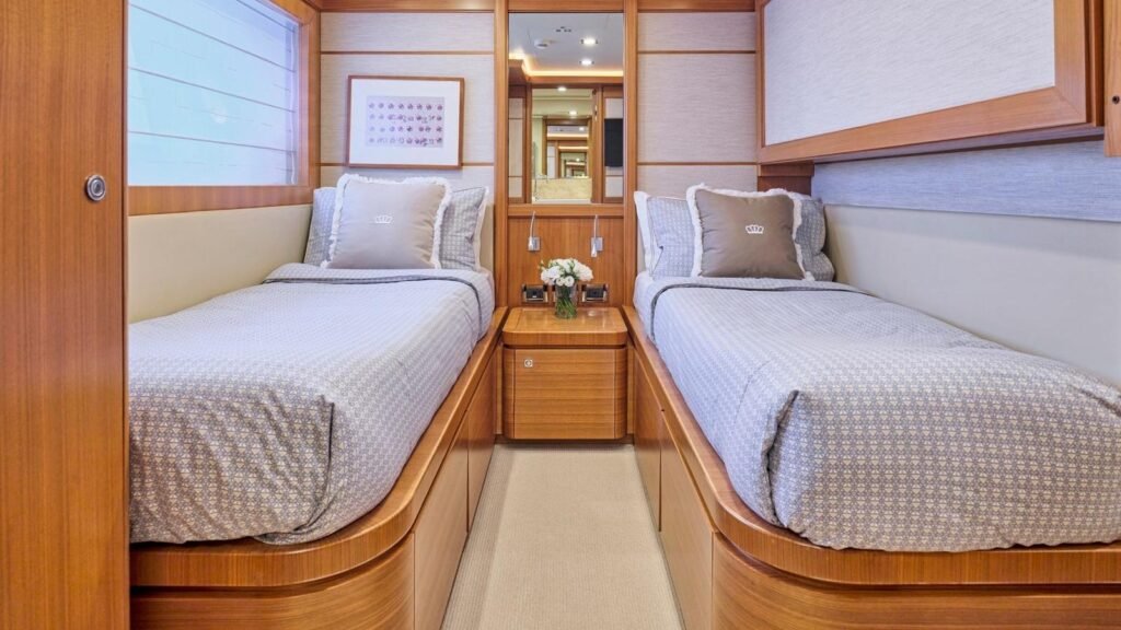 BEST OFF - ensuite bathroom