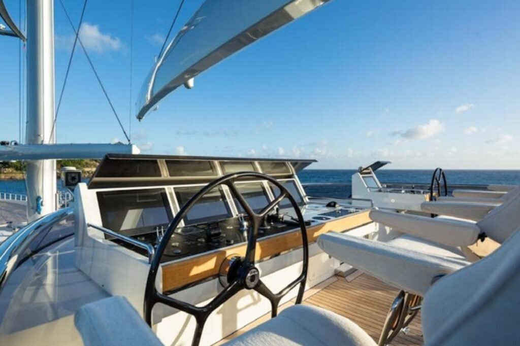 BLACK PEARL under sail