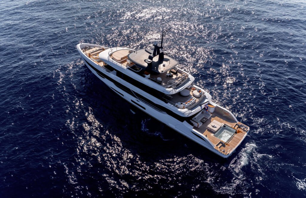 Cada Dia Yacht for charter 1