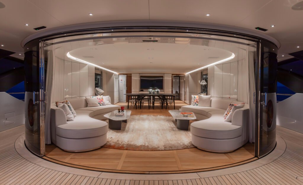 Cada Dia Yacht for charter 6