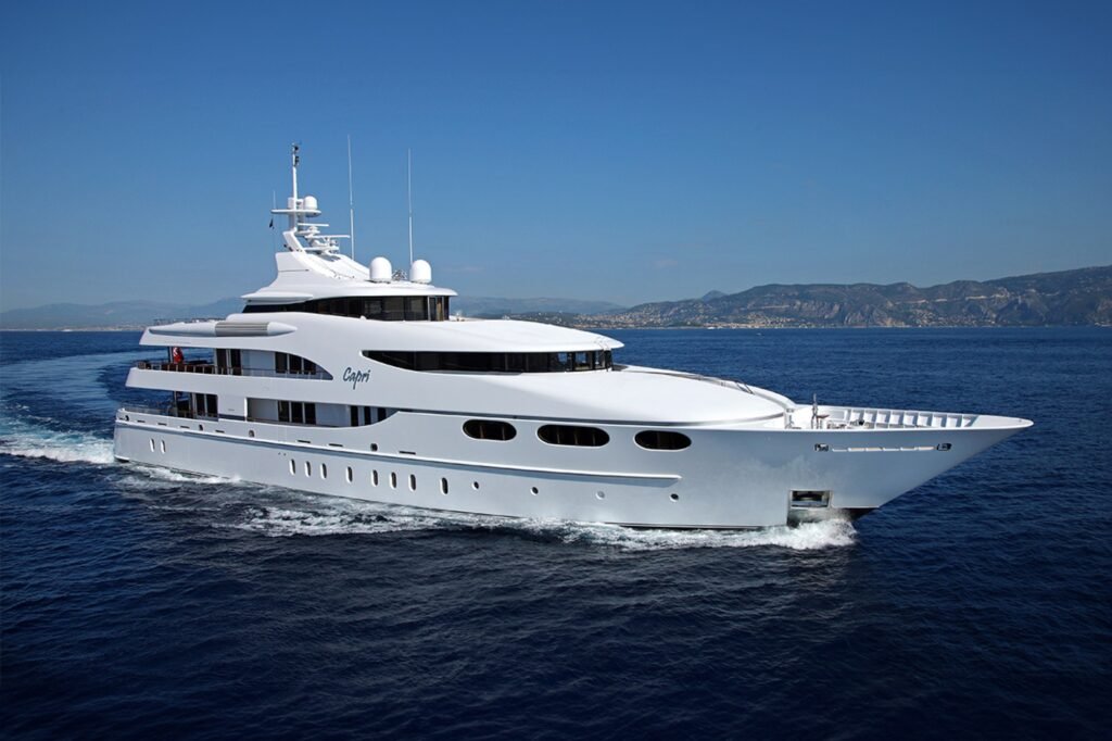 CAPRI I for charter, profile view