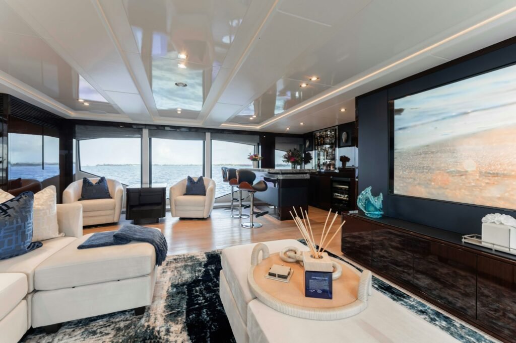 CAPTAIN MORGAN III skylounge