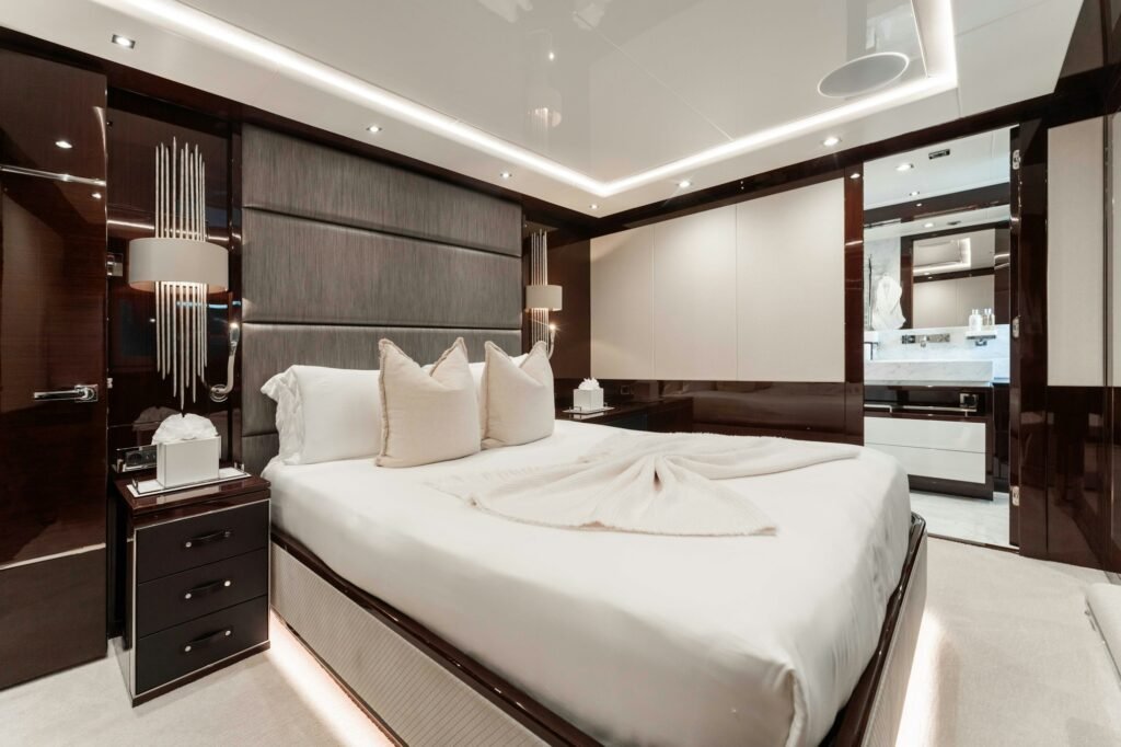 CAPTAIN MORGAN III VIP stateroom