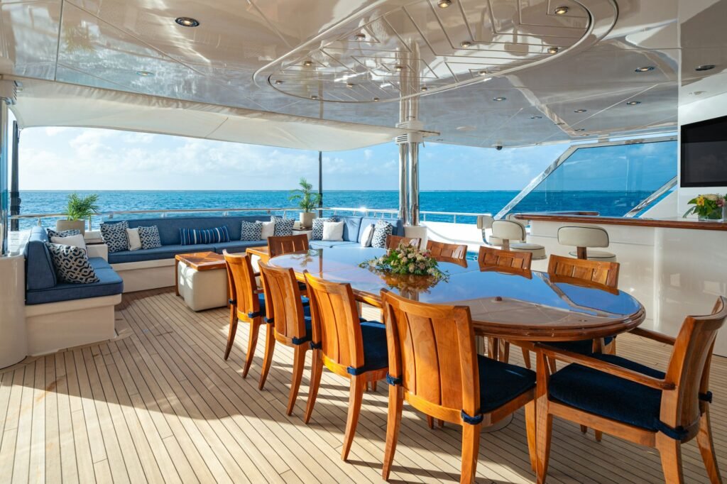CHASING DAYLIGHT bridge deck alfresco dining
