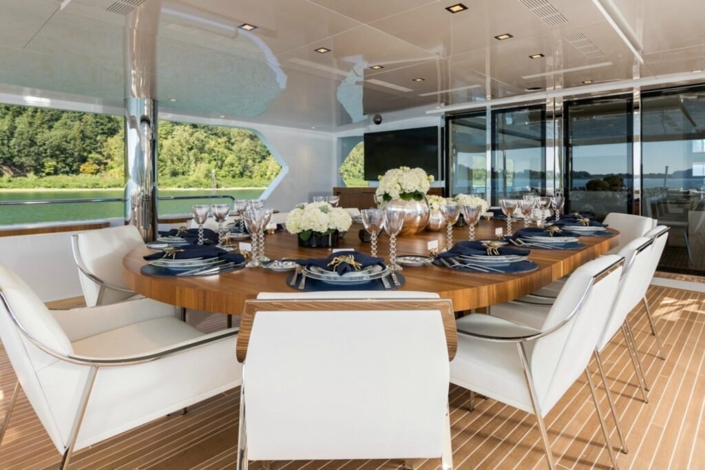 CHASSEUR formal dining