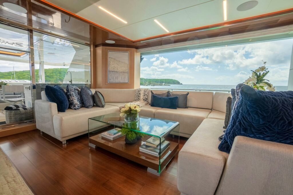 CHILLAXIN main deck aft dining