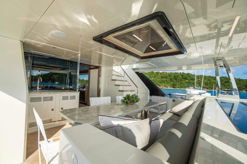 CHILLAXIN full-beam master stateroom