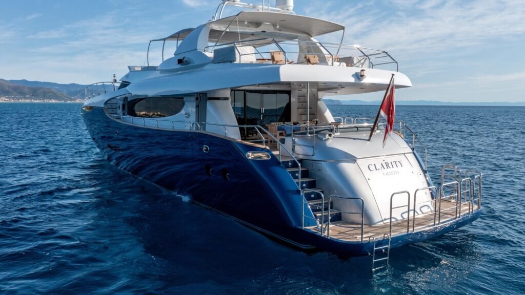 Charter motor yacht Koh Poda, sun deck and flybridge overlooking limestone karst