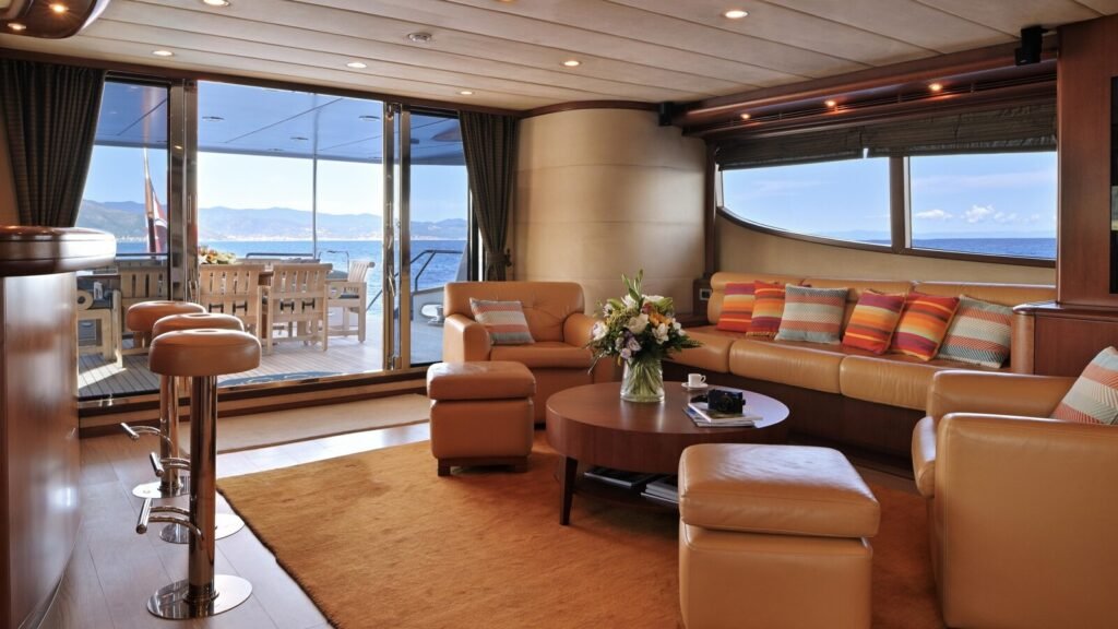 Clarity charter yacht