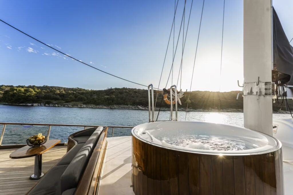 Gulet CROATIA deck jacuzzi