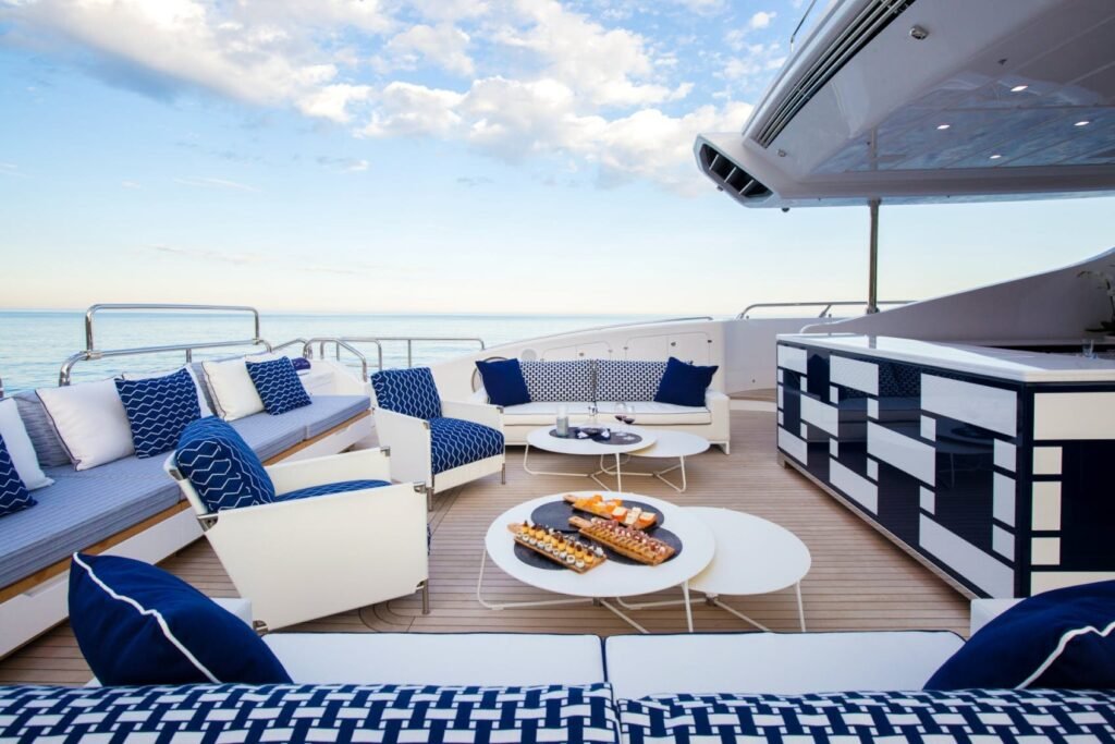 Da Vinci Yacht for charter 3