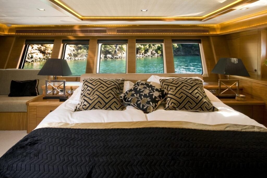 DAIMA guest cabin