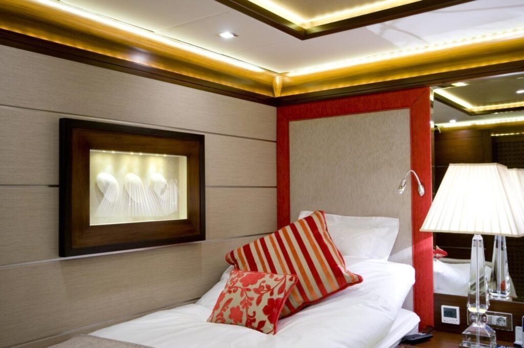 DAIMA master cabin