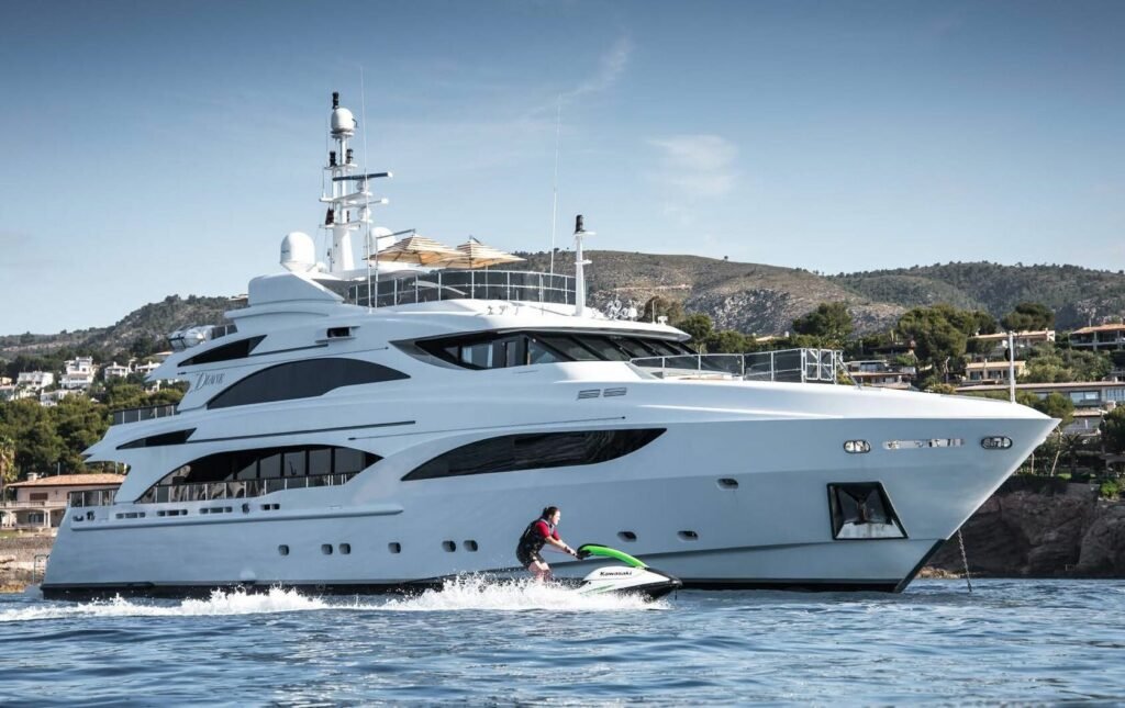 Diane Yacht for charter 3