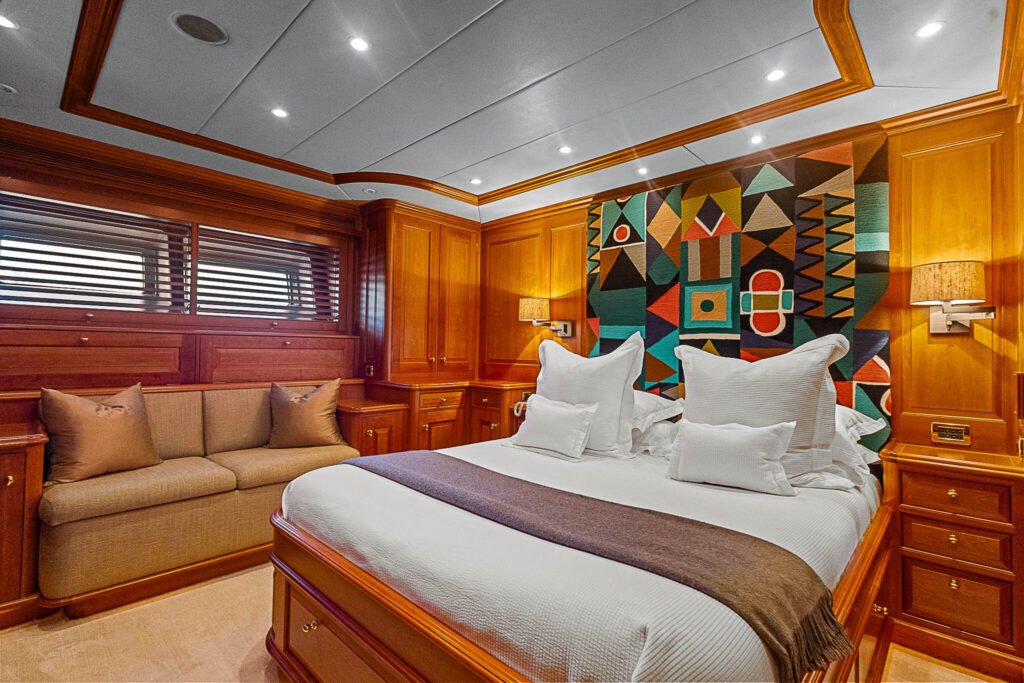 Drumbeat Yacht for charter 7