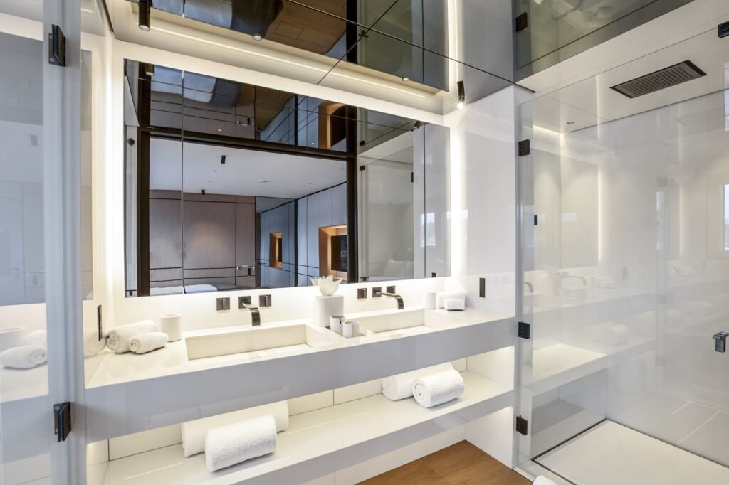 EXTRA TIME main salon
