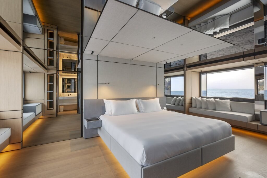 EXTRA TIME guest cabin