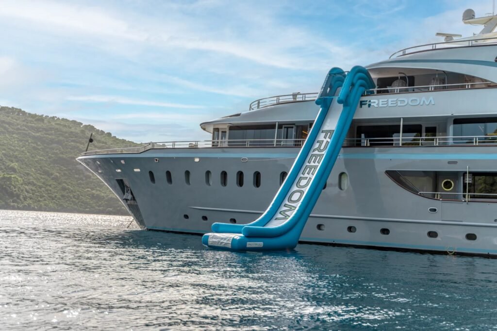 FREEDOM waterslide