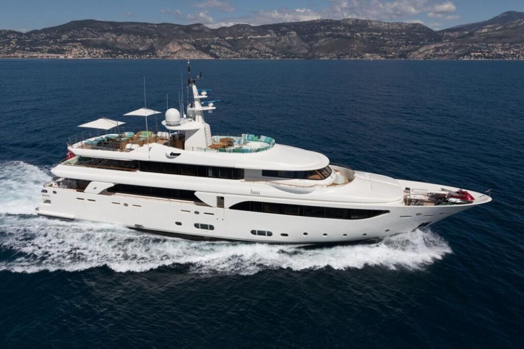 Hana Yacht for charter 2