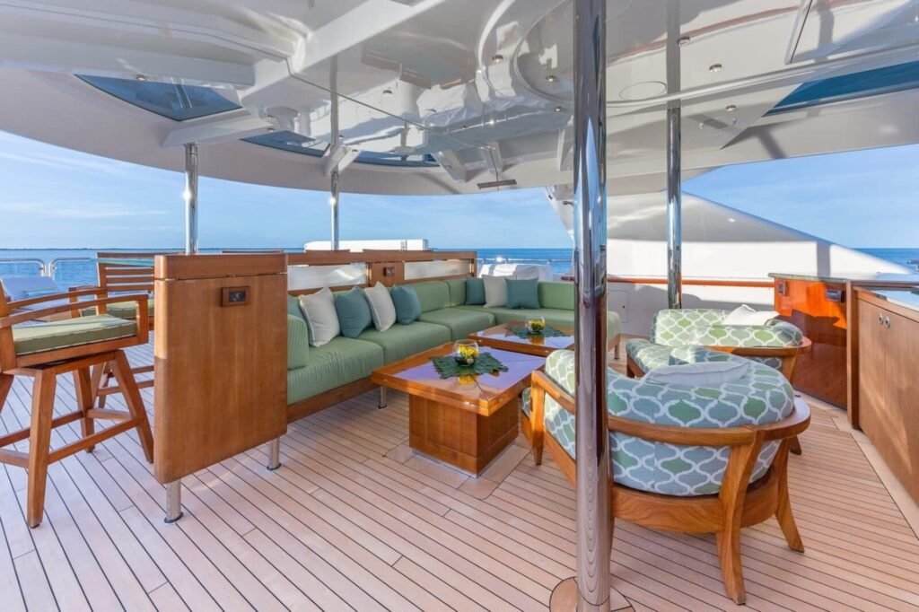 HOSPITALITY sun deck