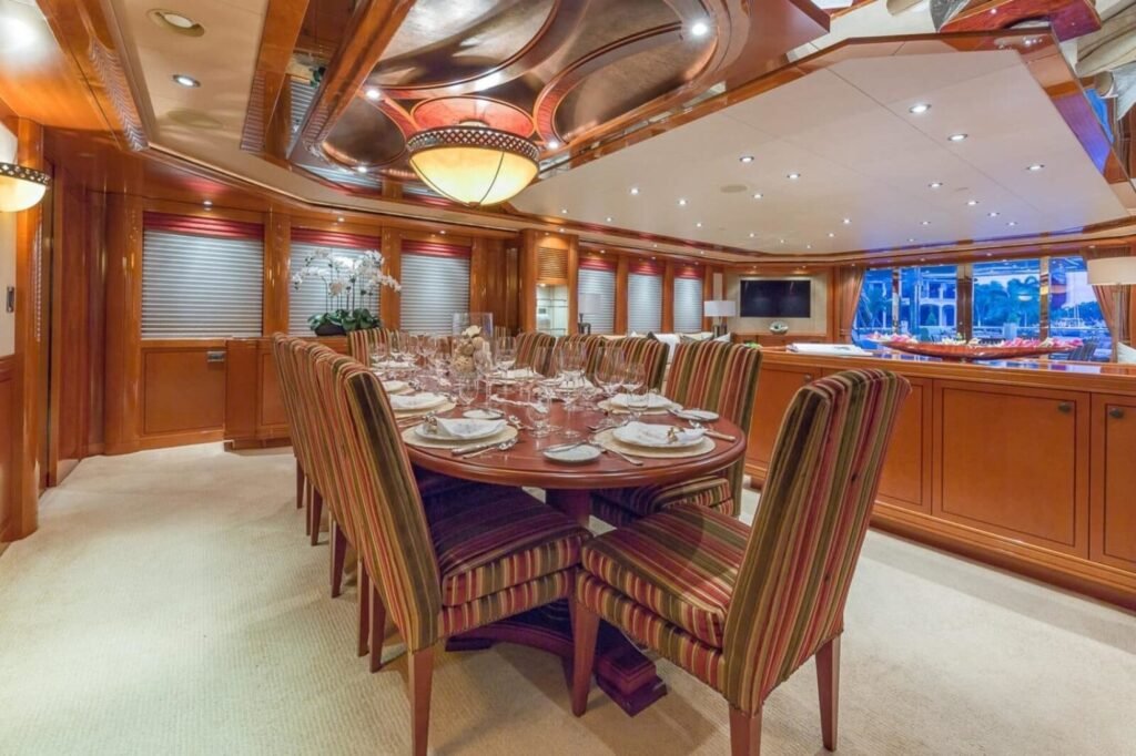 HOSPITALITY dining