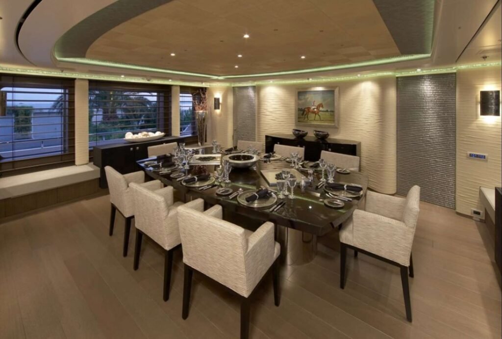 Hurricane Run Yacht for charter 5