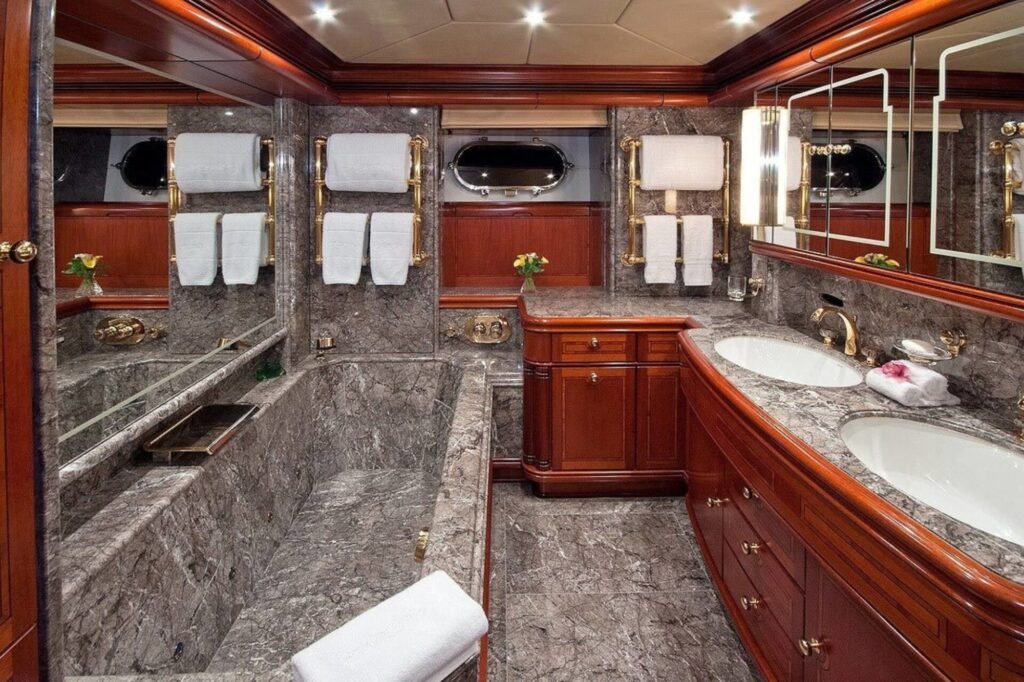HYPERION interior