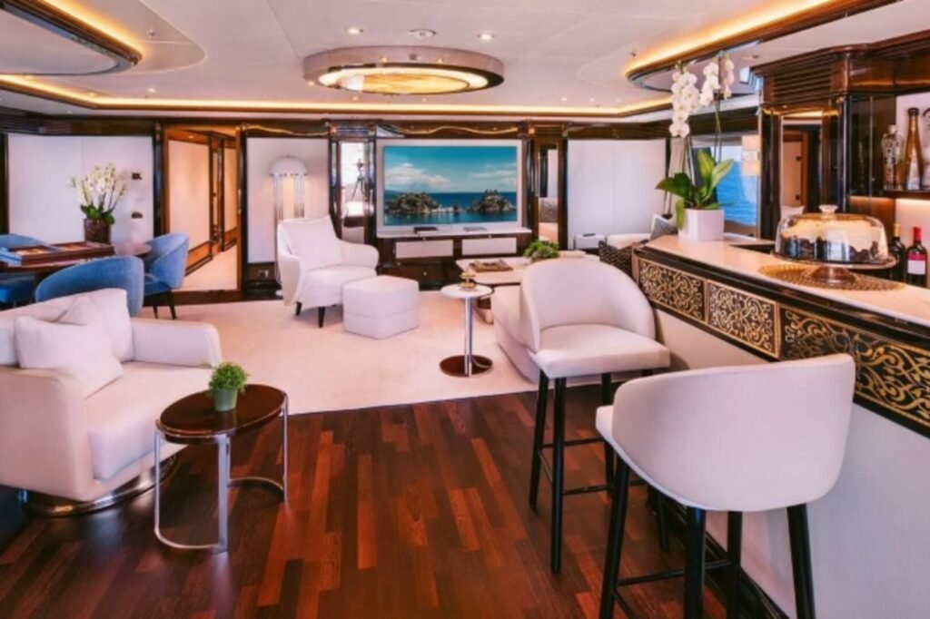 DILARA sky lounge bar