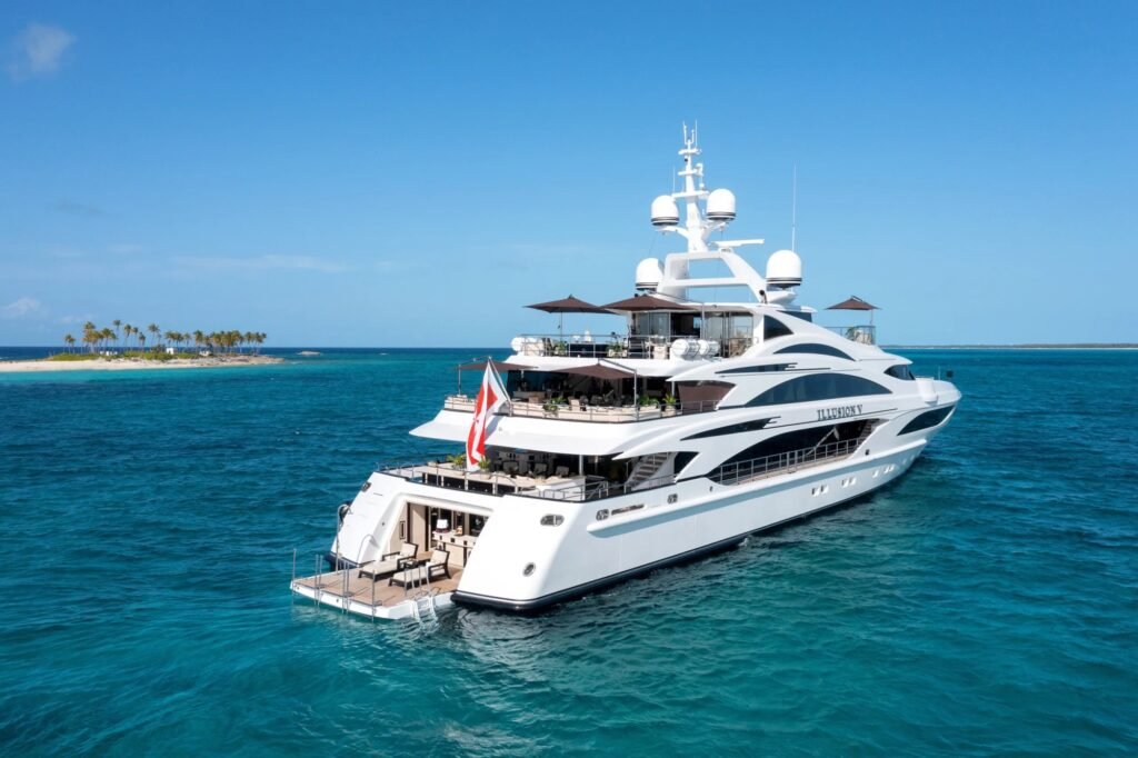 ILLUSION V for charter, profile view