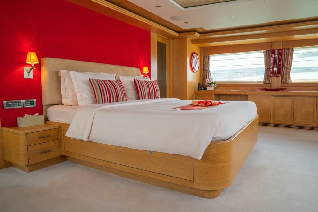 INDIANA master stateroom