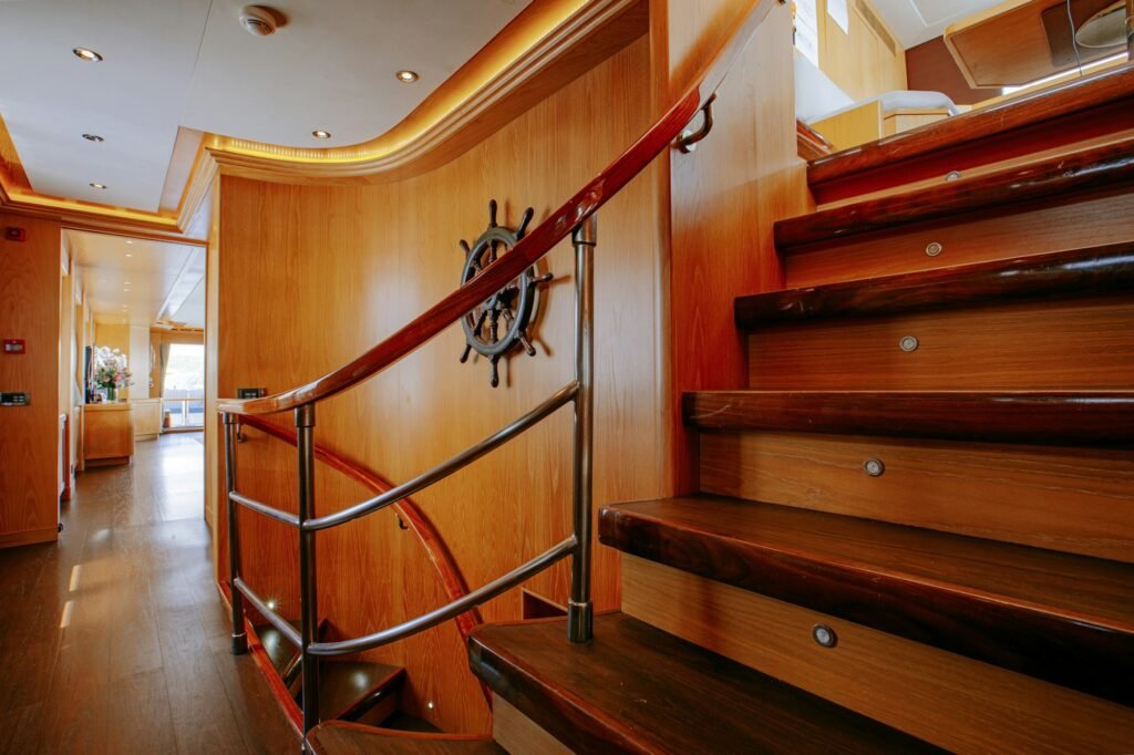 INDIANA wooden staircase