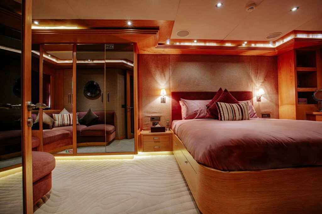 INDIANA VIP stateroom
