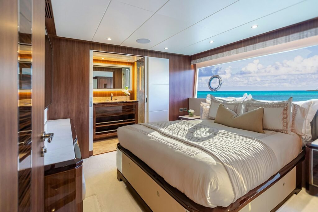ISLAND COWBOY double guest cabin
