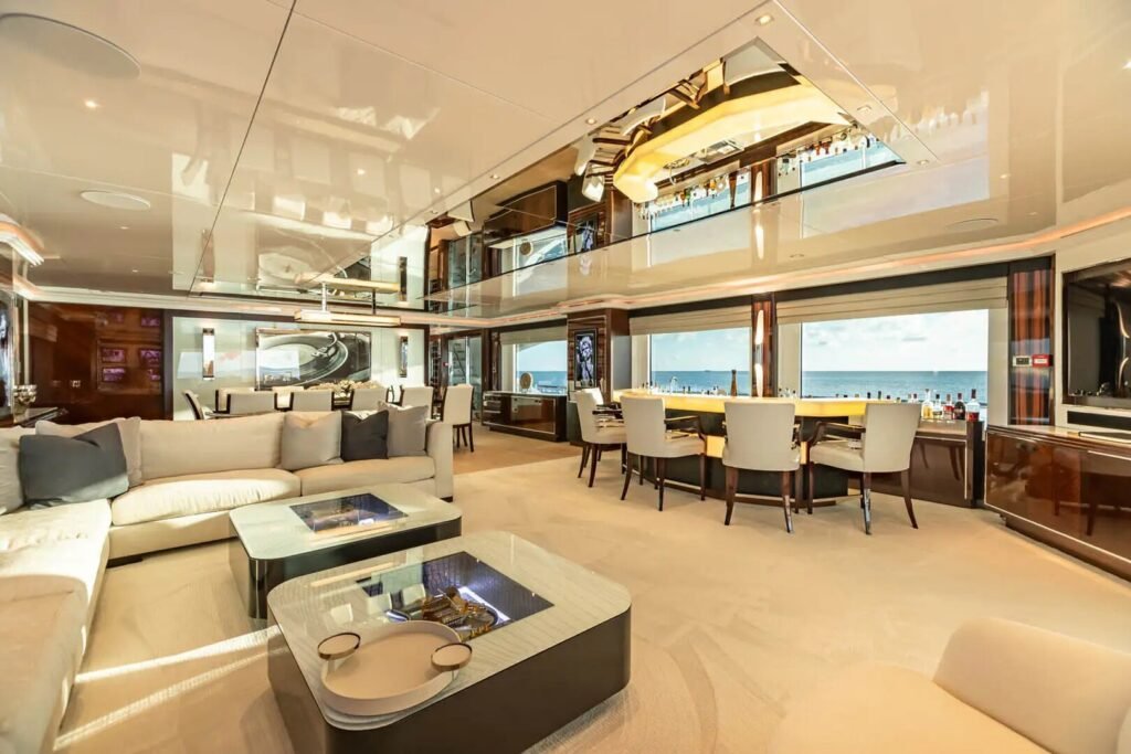 King Baby Yacht for charter 4