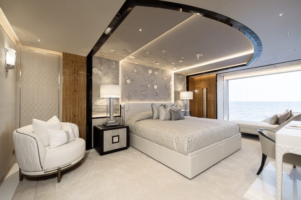 KISMET guest cabin