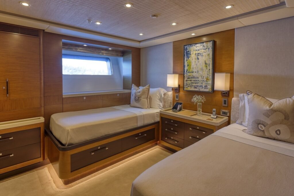 KOKOMO guest cabin