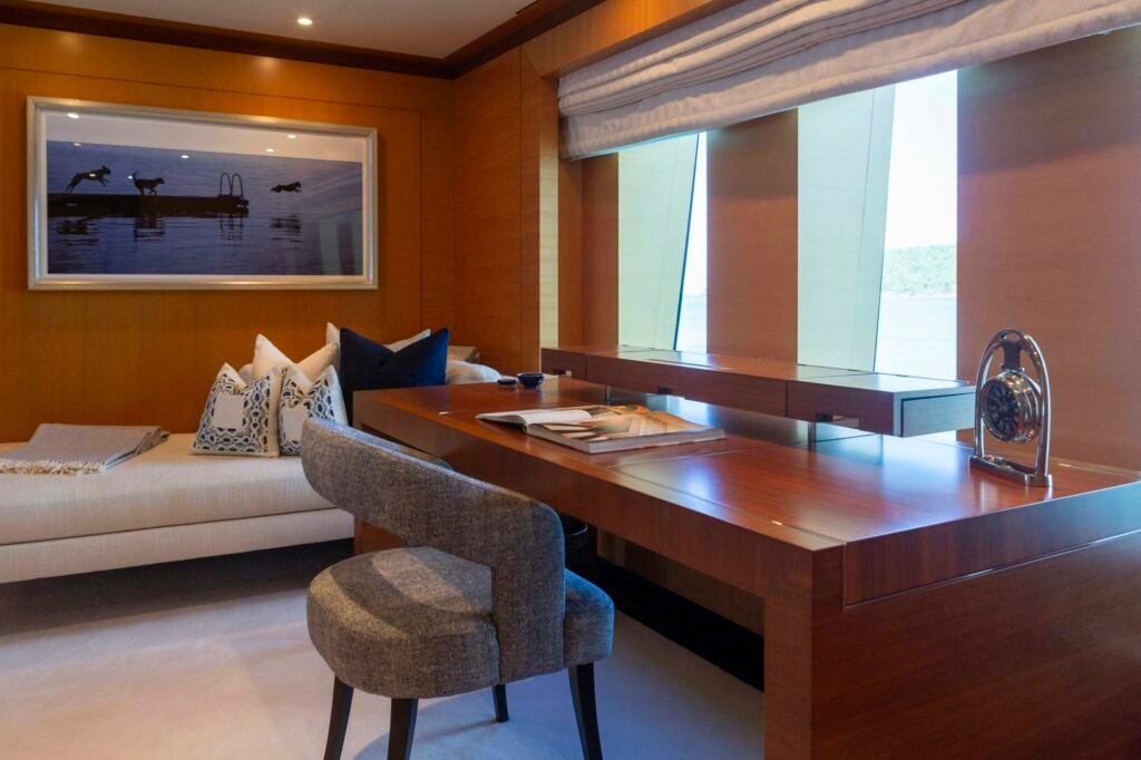 LA BLANCA guest cabin