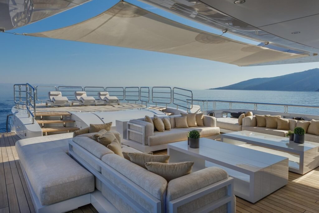 LADY VERA master suite