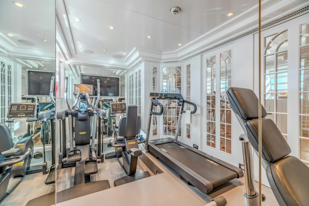 LADY KATHRYN V gym