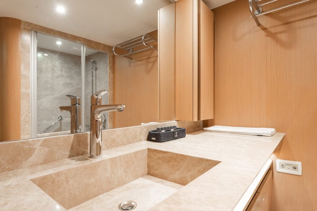 Le Pietre VIP cabin