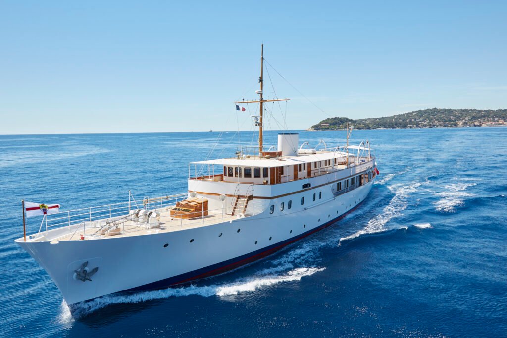 Malahne Yacht for charter 2